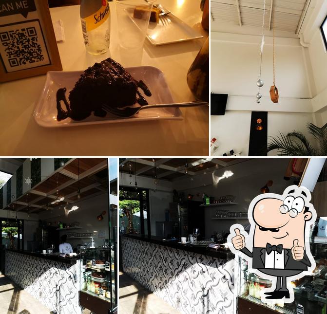 EL MANÁ COFFEE AND BRUNCH